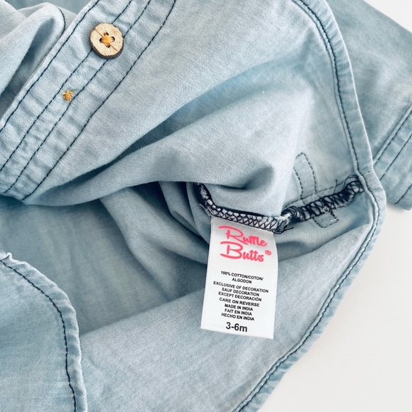Adorable RUFFLE BUTTS Baby Girl 3-6 MTHS Light Blue Button Down Shirt, LIKE NEW - Picture 2 of 6